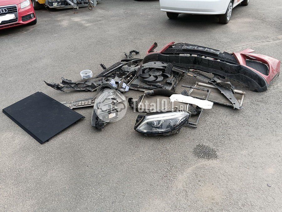 Фото Mercedes-Benz GLE-класс 140