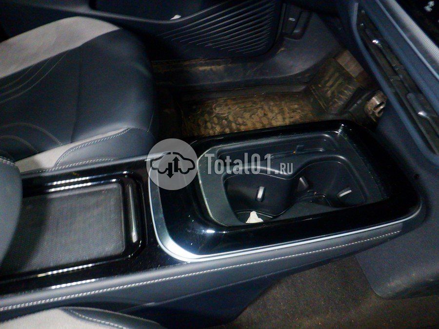 Фото Volkswagen ID4 30