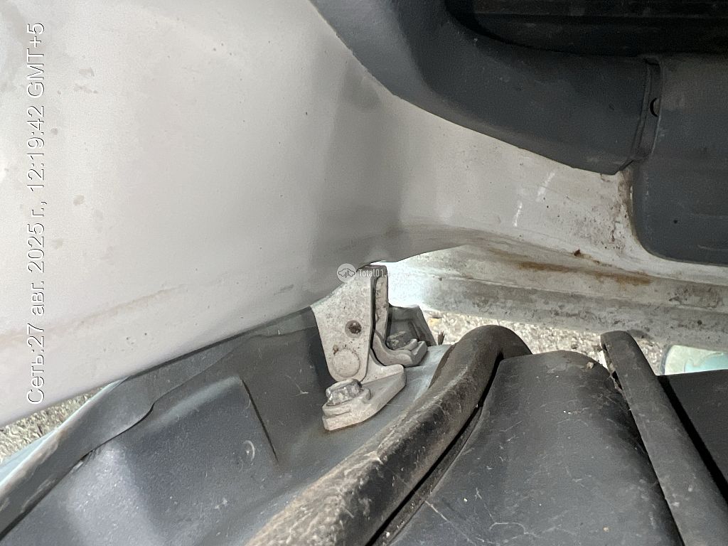 Фото Mitsubishi Lancer Cedia 80