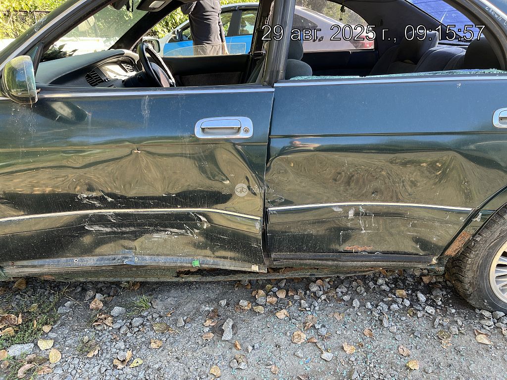 Фото Toyota Crown 140