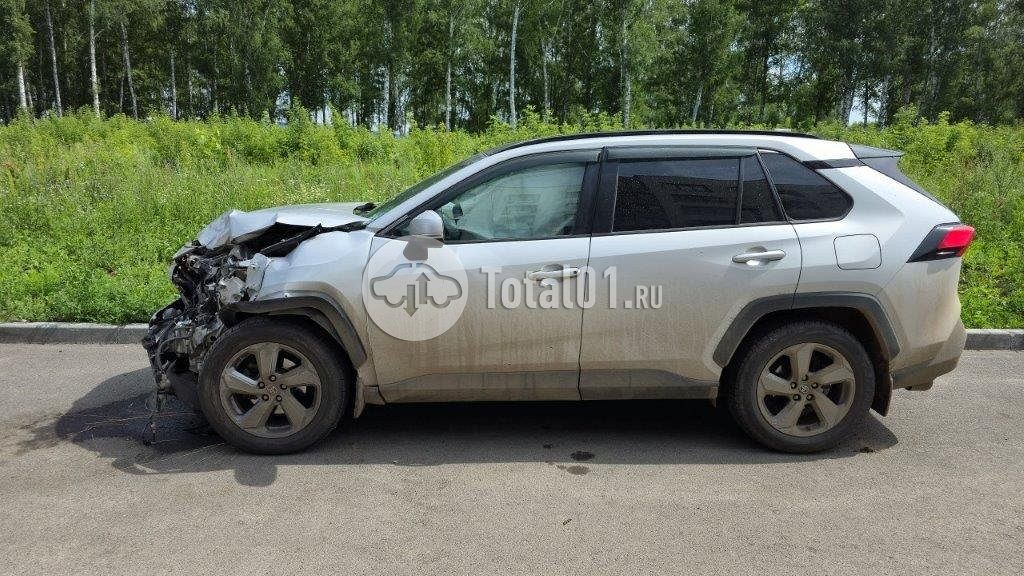 Фото Toyota RAV4 6
