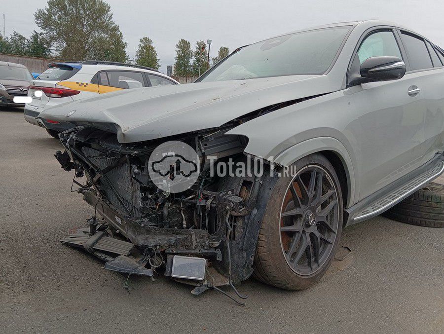 Фото Mercedes-Benz GLE-класс AMG 10