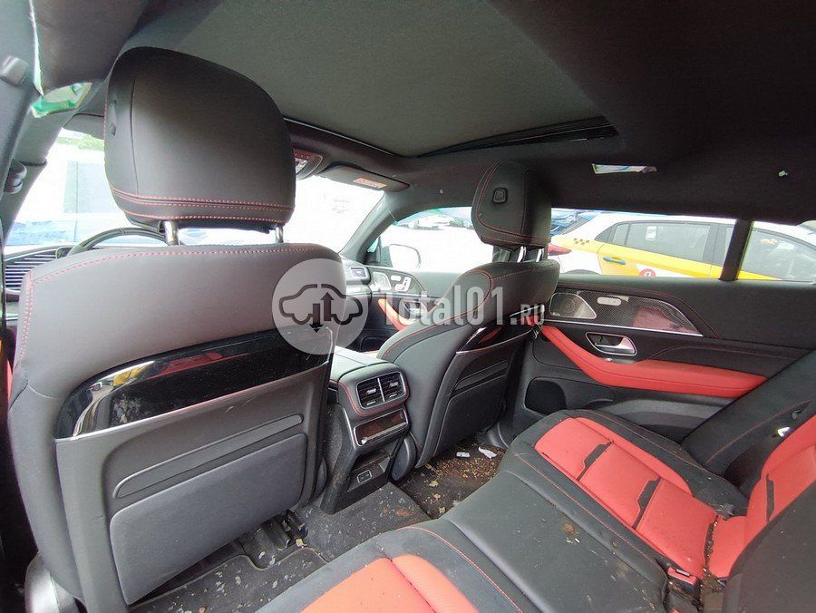 Фото Mercedes-Benz GLE-класс AMG 64