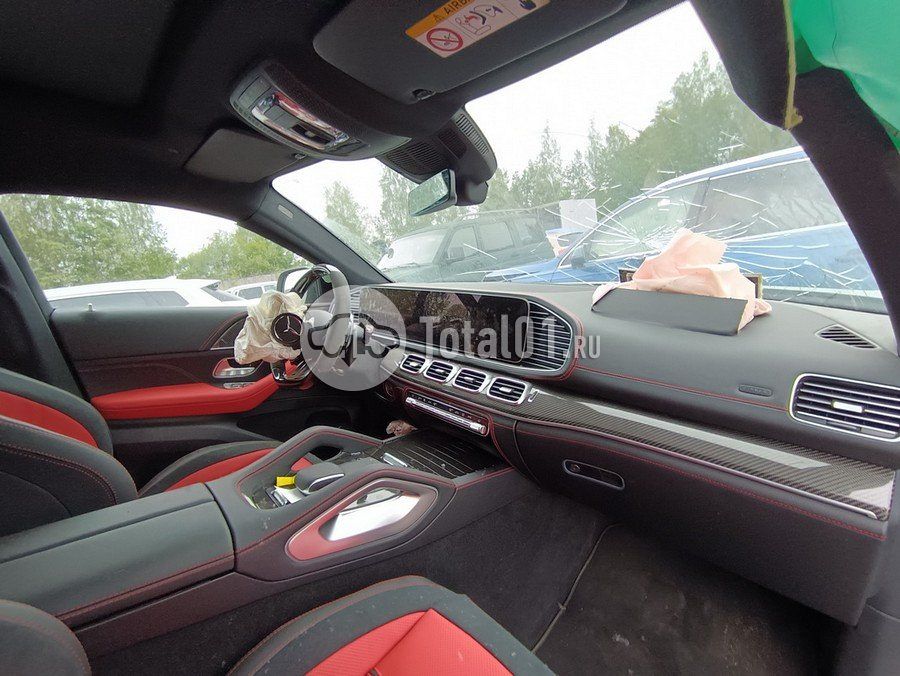 Фото Mercedes-Benz GLE-класс AMG 106