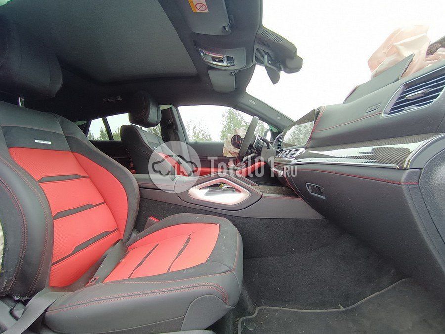 Фото Mercedes-Benz GLE-класс AMG 108