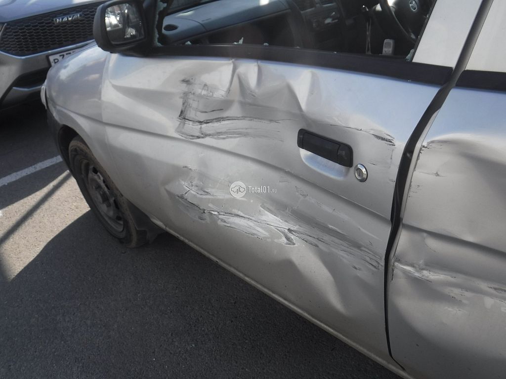 Фото Mazda Demio 20