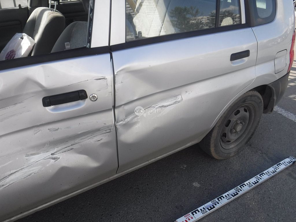 Фото Mazda Demio 36