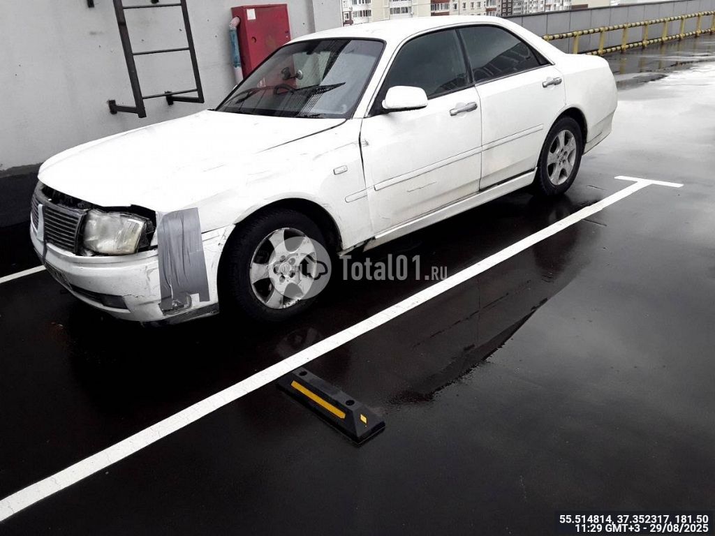 Фото Nissan Gloria 2