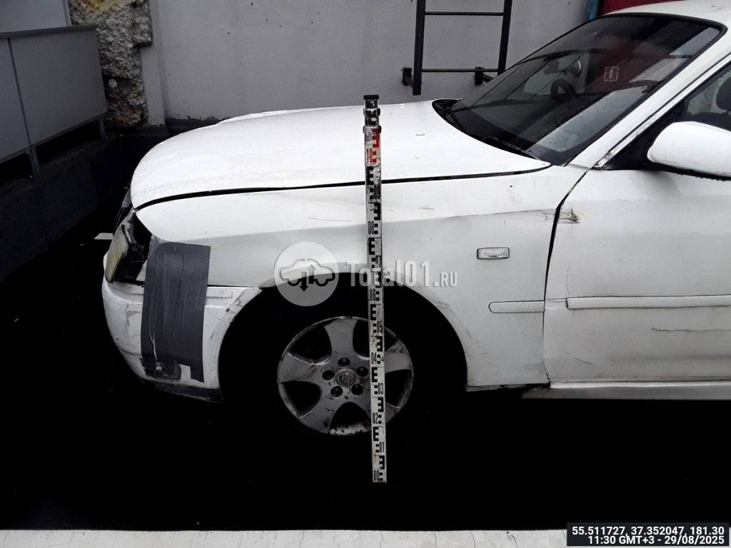 Фото Nissan Gloria 12