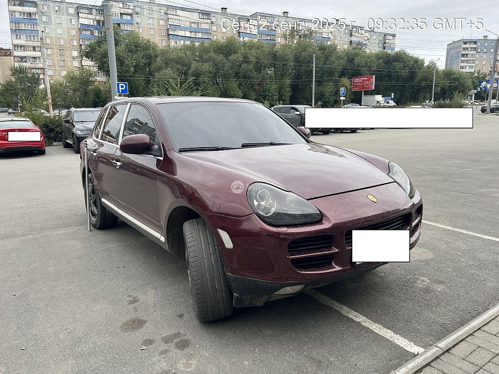 Фото Porsche Cayenne 8