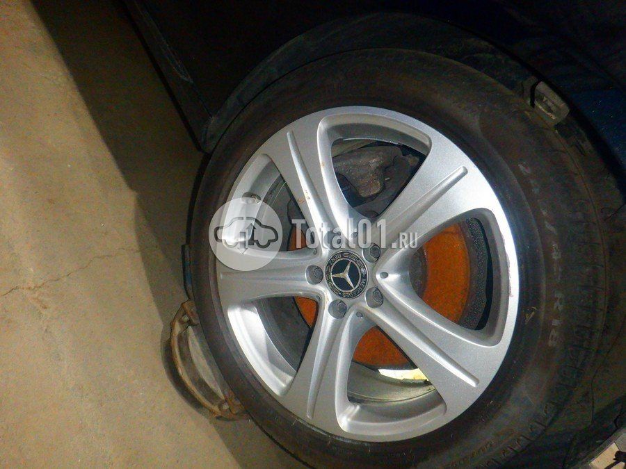 Фото Mercedes-Benz E220 100