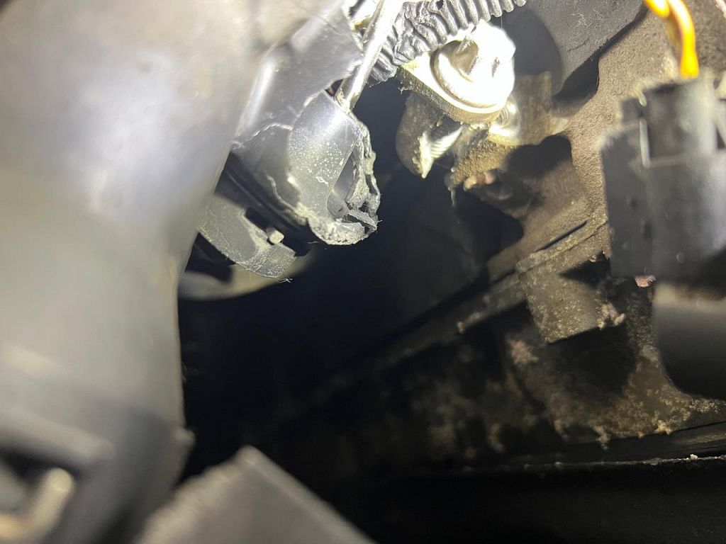 Фото Mercedes-Benz E220 476