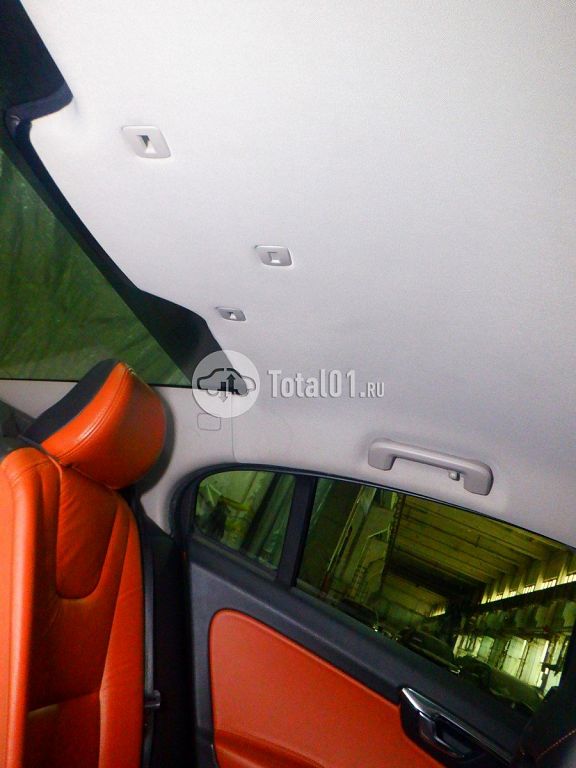 Фото Volvo S60 46