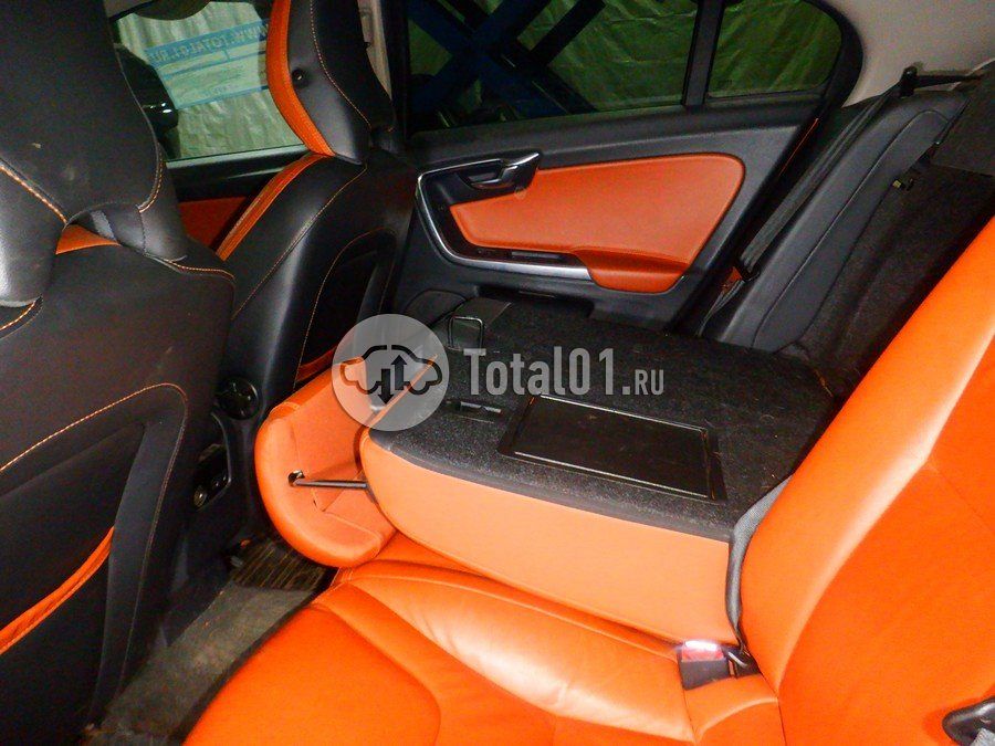 Фото Volvo S60 54
