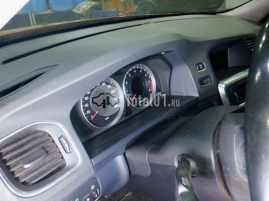 Фото Volvo S60 70