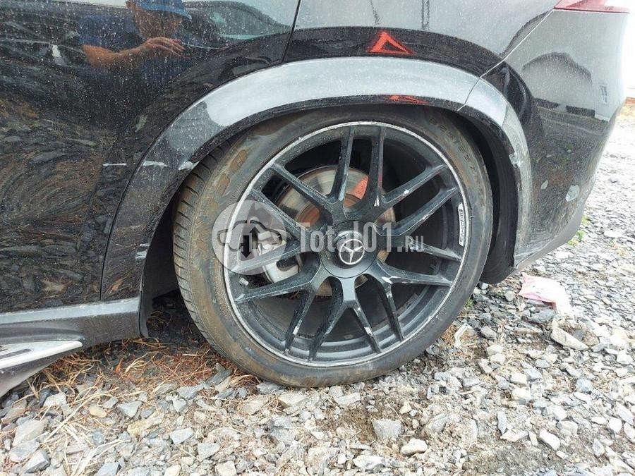 Фото Mercedes-Benz GLE-класс AMG 80
