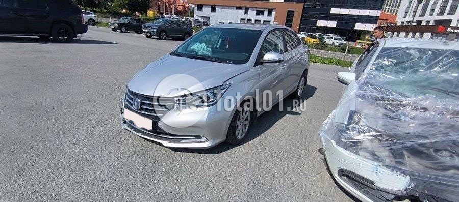 Фото Changan Alsvin 2