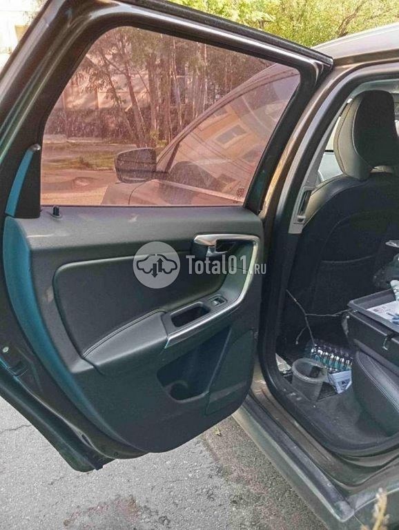 Фото Volvo XC60 14