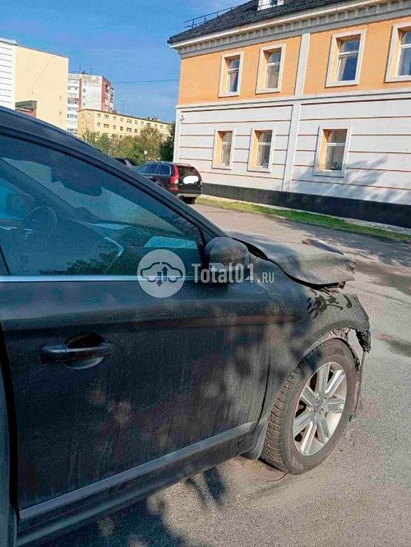 Фото Volvo XC60 36