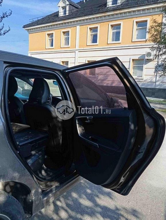 Фото Volvo XC60 38
