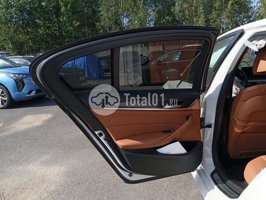 Фото BMW 5 серия 56