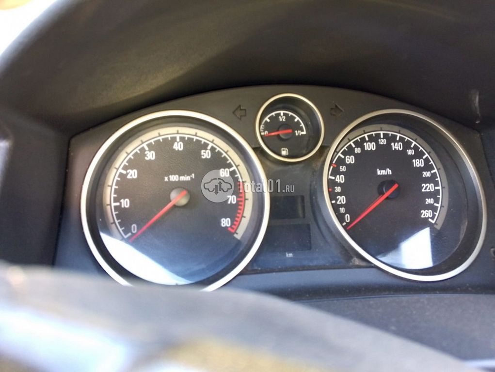 Фото Opel Astra 20