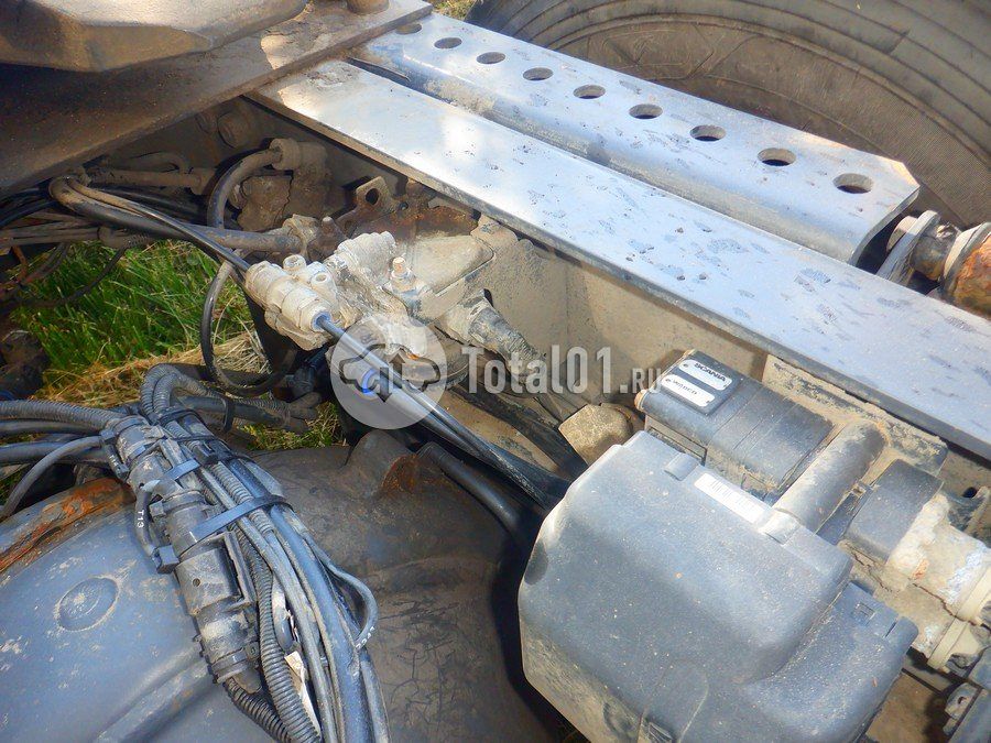 Фото Scania R-Series 348