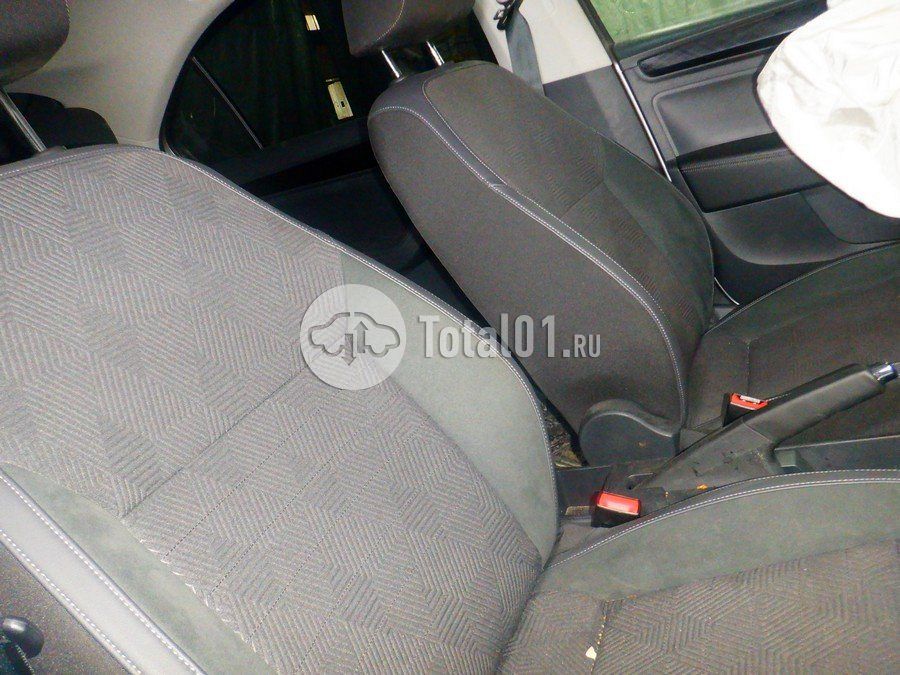 Фото Volkswagen Polo 36