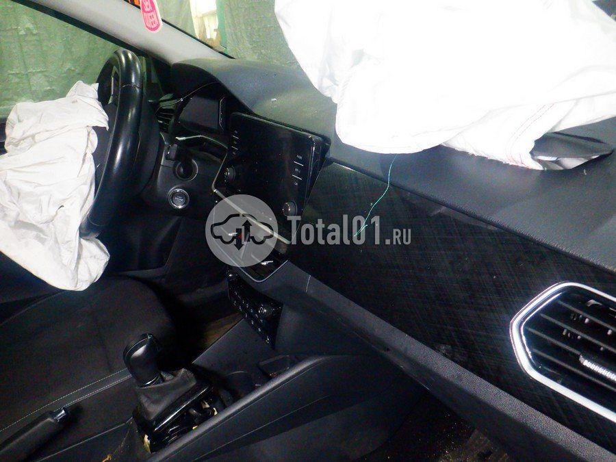 Фото Volkswagen Polo 42