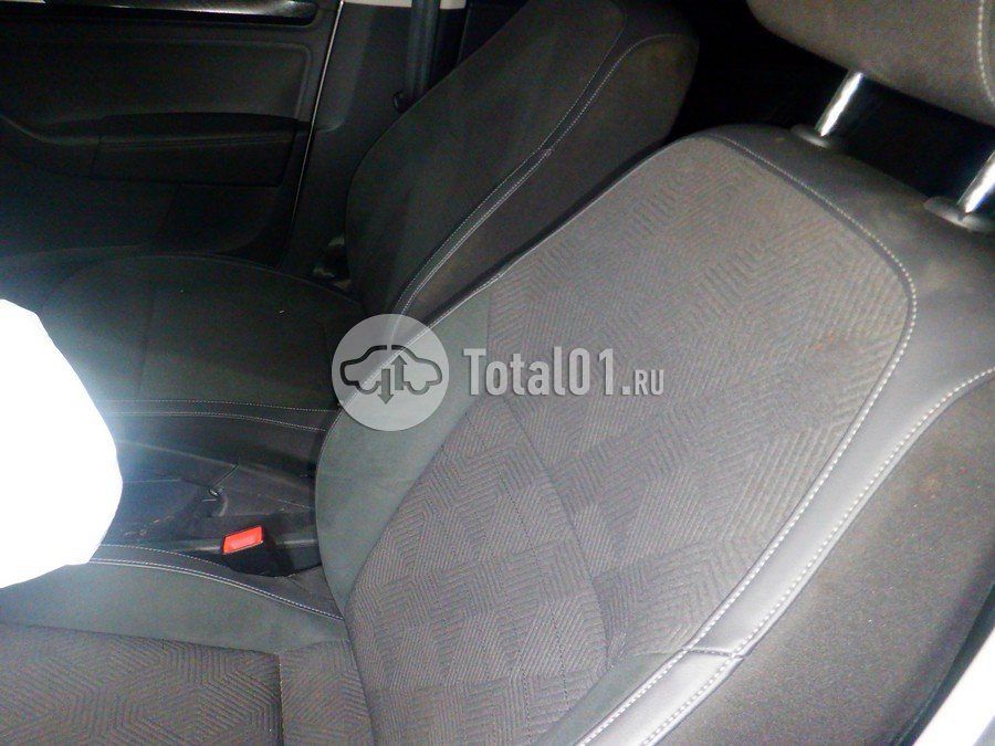 Фото Volkswagen Polo 78