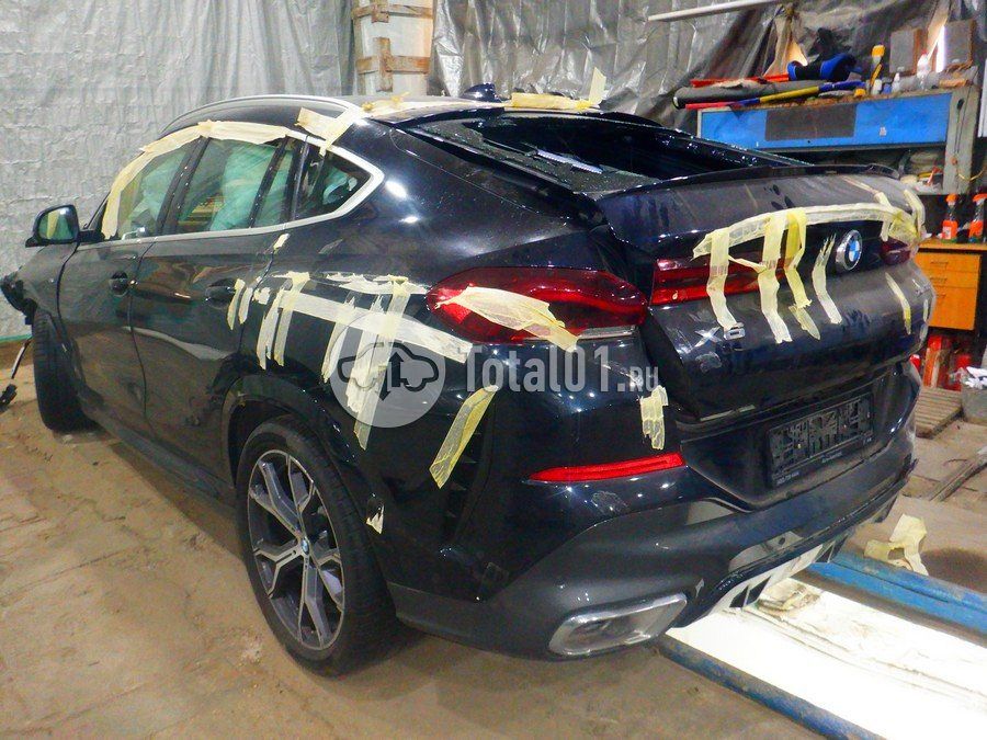 Фото BMW X6 16