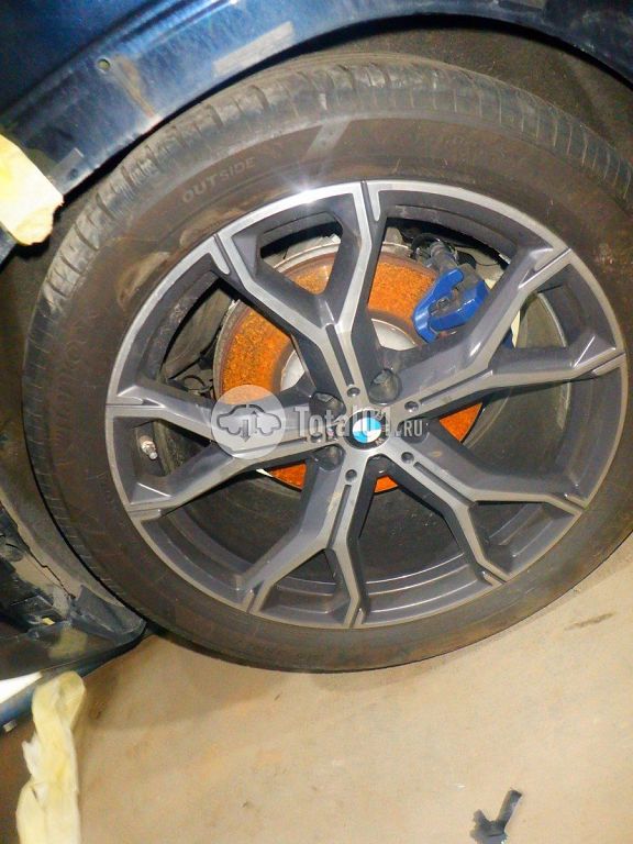 Фото BMW X6 140