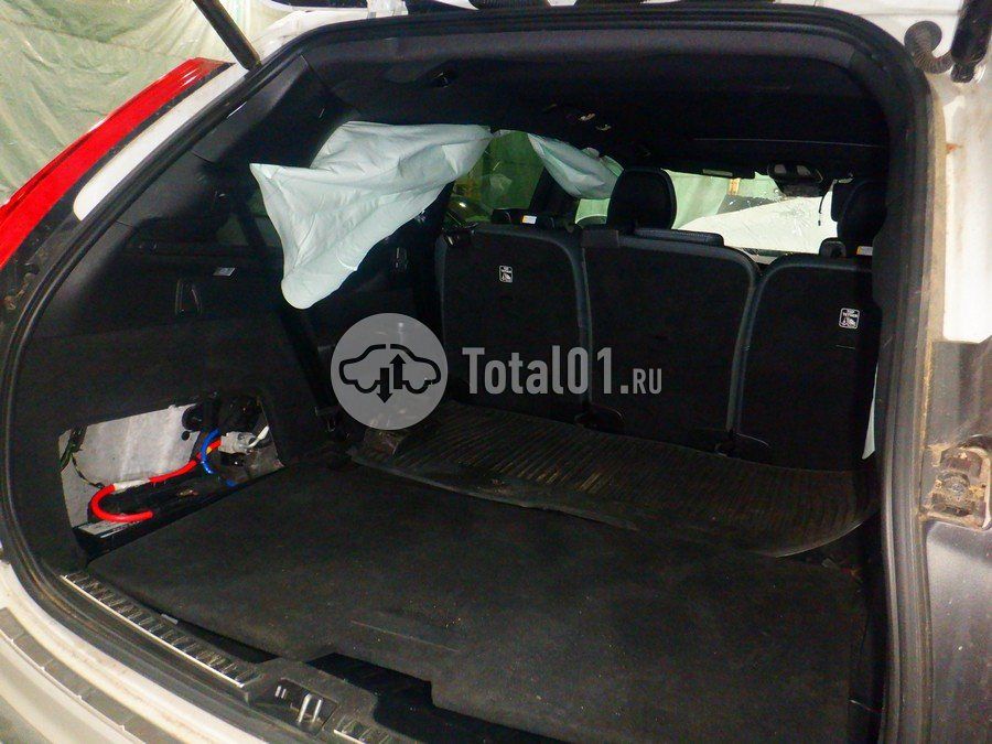 Фото Volvo XC90 68