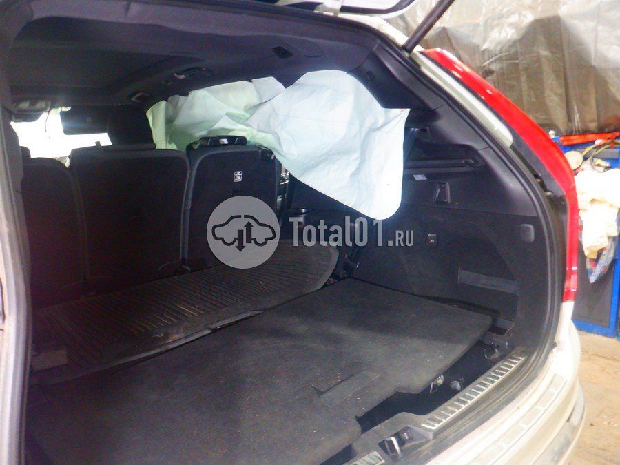 Фото Volvo XC90 74