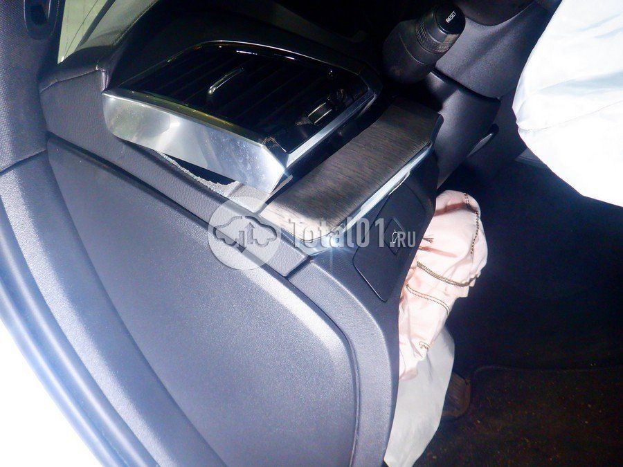 Фото Volvo XC90 132