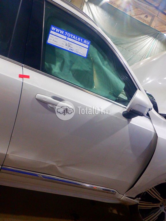 Фото Volvo XC90 220