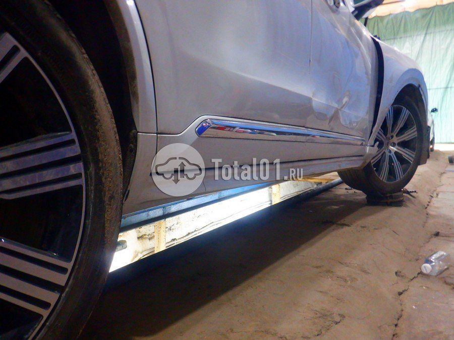 Фото Volvo XC90 238