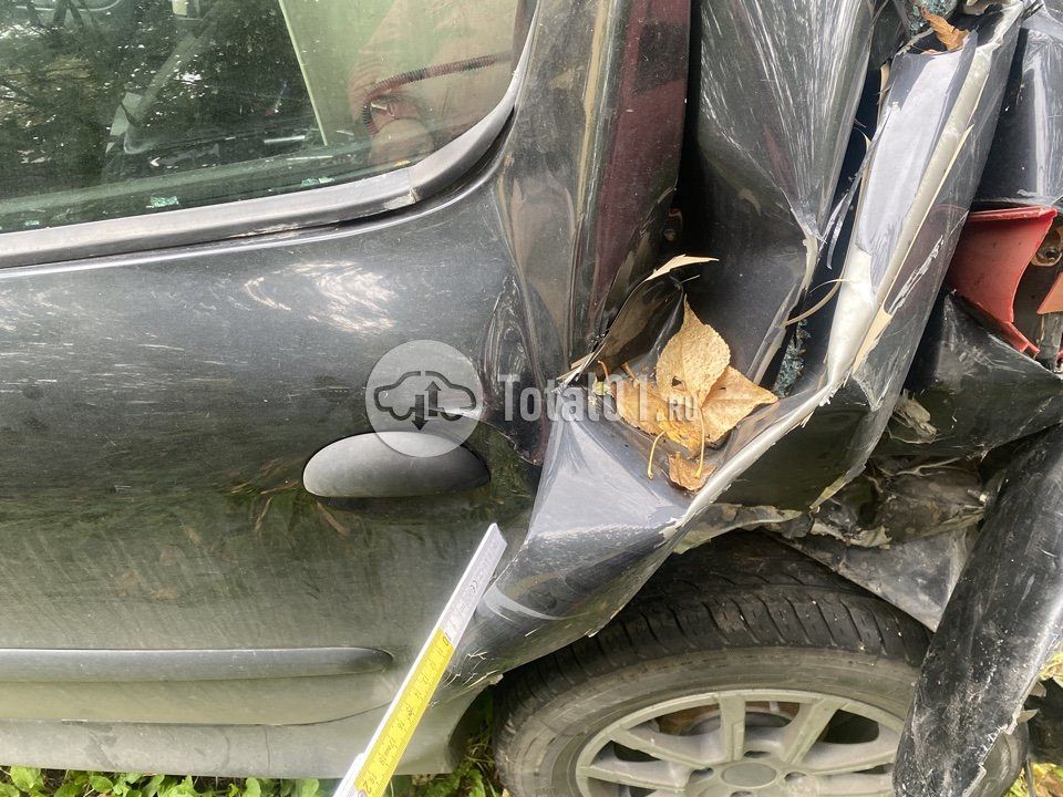 Фото Peugeot 206 182