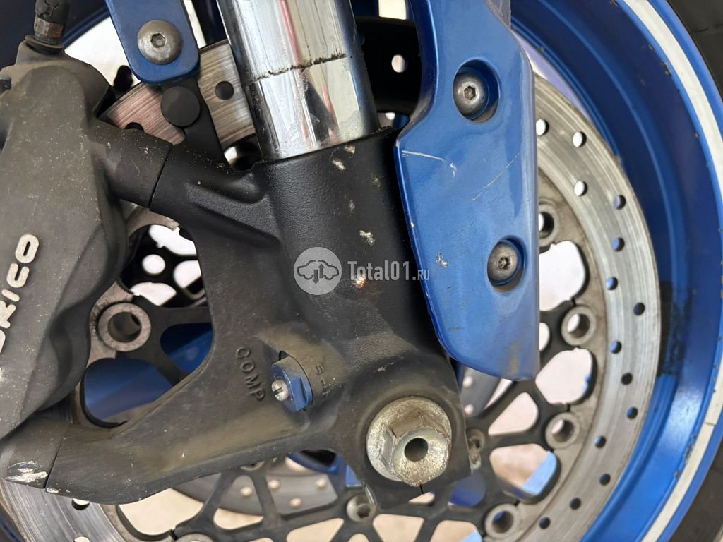 Фото Suzuki GSX-R600 32