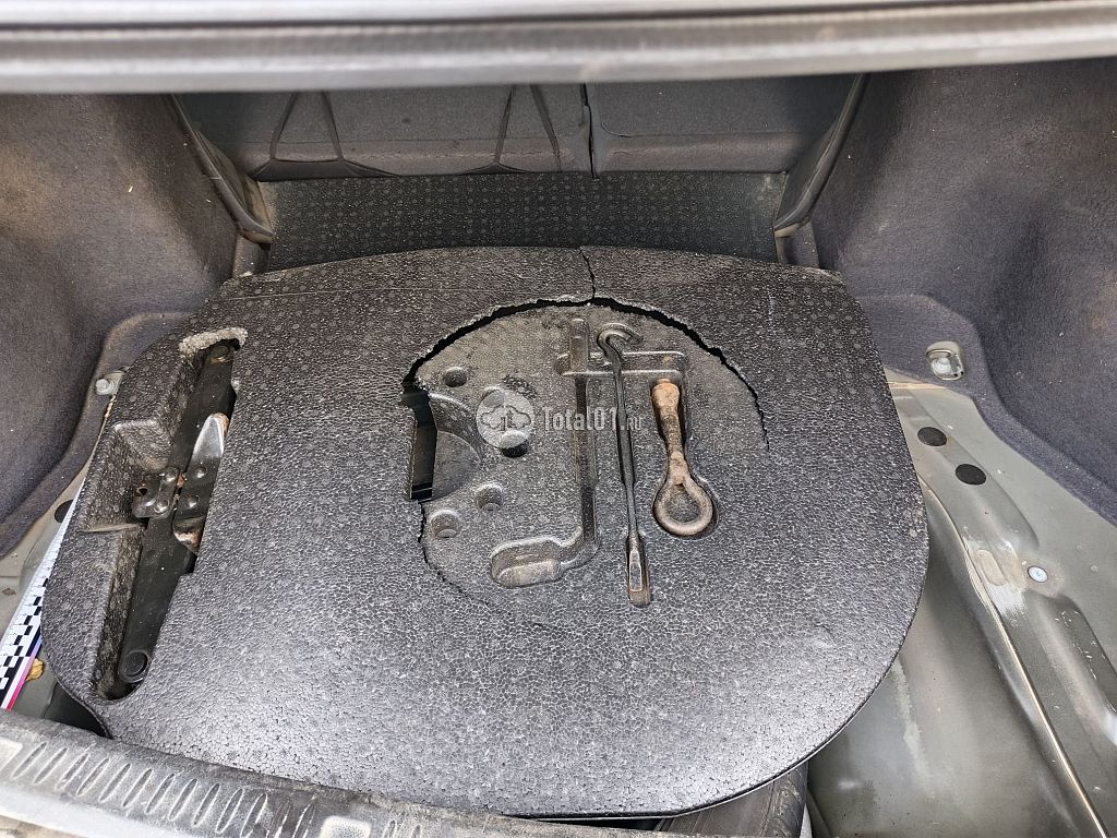 Фото Nissan Primera 28