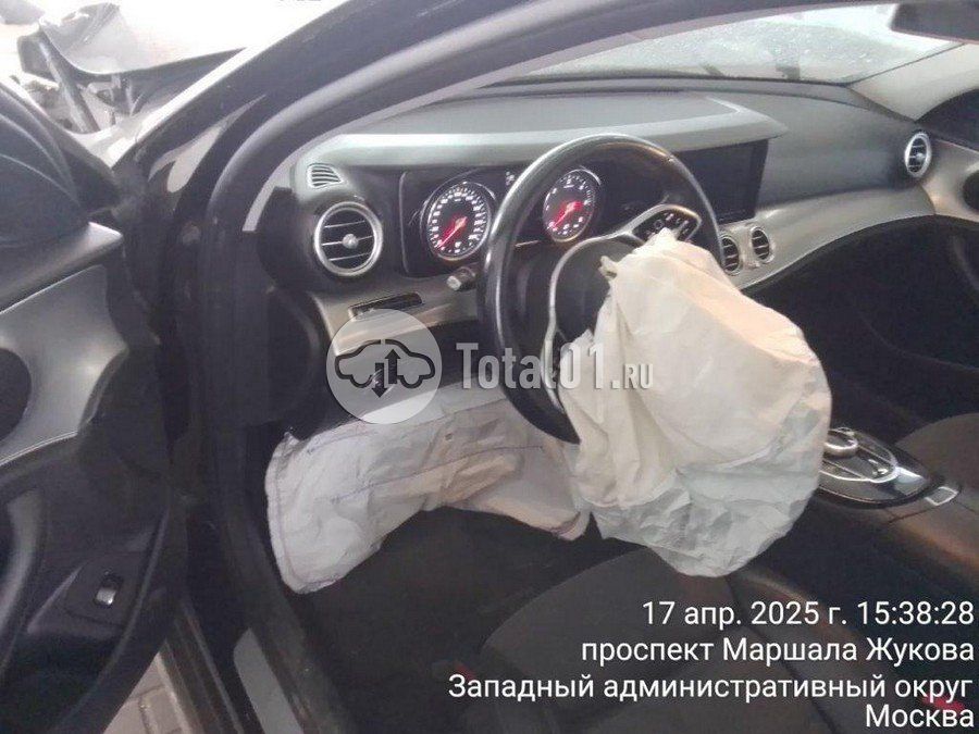 Фото Mercedes-Benz E-класс 272