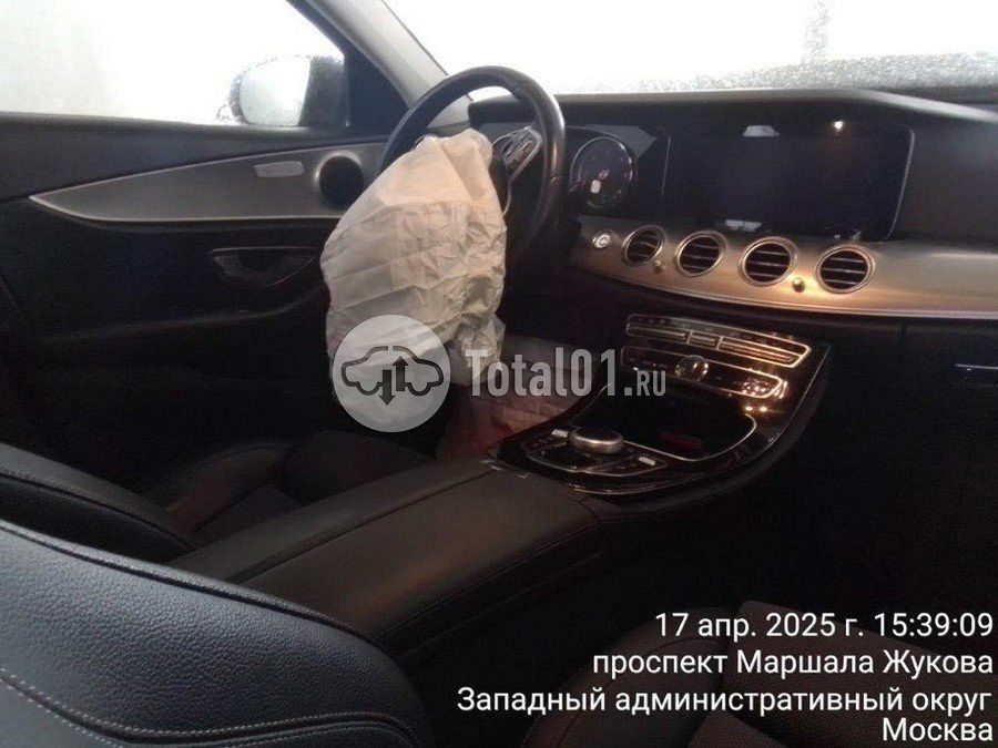 Фото Mercedes-Benz E-класс 282