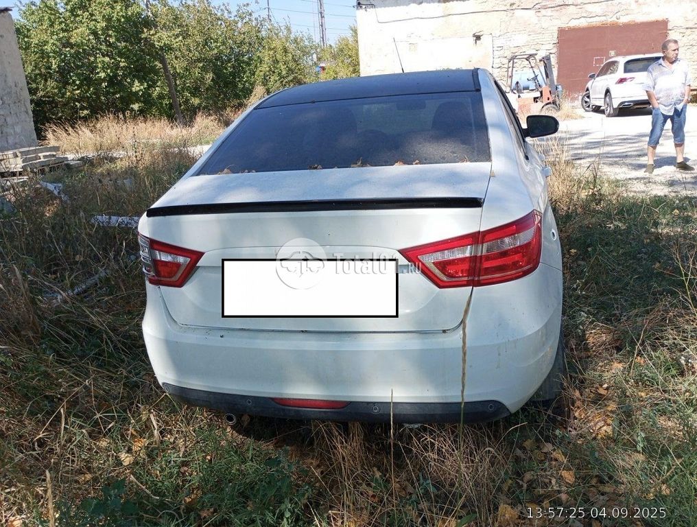 Фото ВАЗ (LADA) Vesta 10