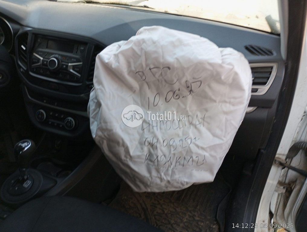 Фото ВАЗ (LADA) Vesta 42