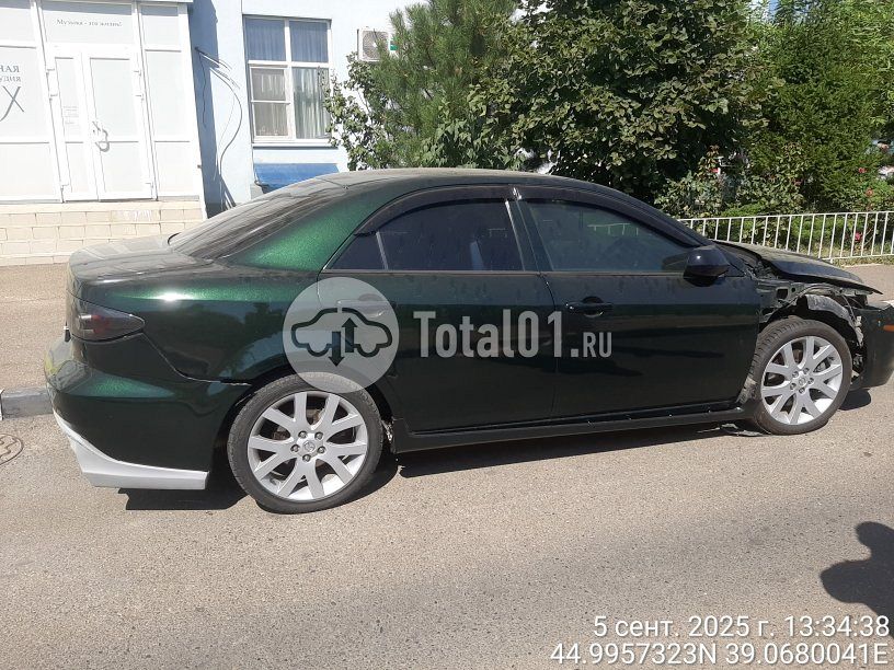Фото Mazda Atenza 14