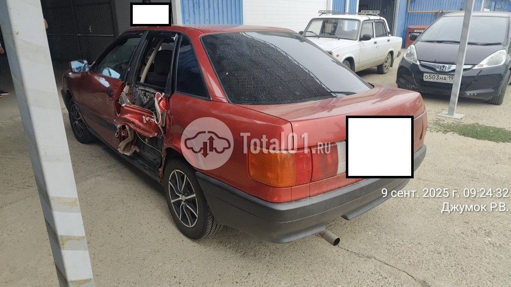 Фото Audi 80 12