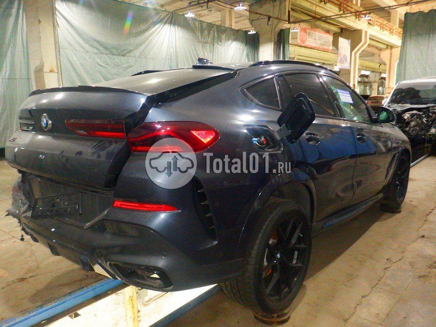 Фото BMW X6 16