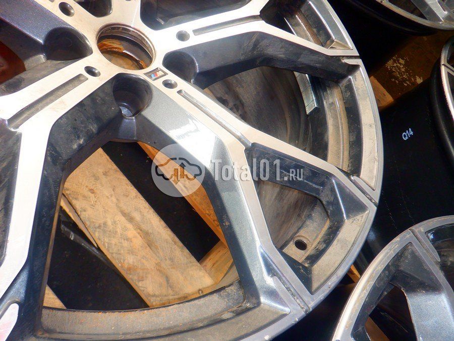 Фото BMW X6 528