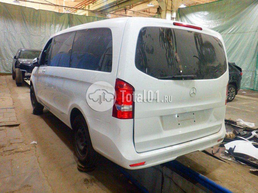 Фото Mercedes-Benz V-класс 2
