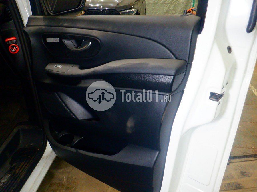 Фото Mercedes-Benz V-класс 20